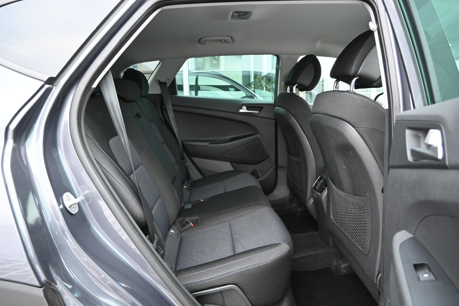 Fahrzeugabbildung Hyundai TUCSON 1.6 T-GDI Intro Edition °PDC VO+HI°KAMERA