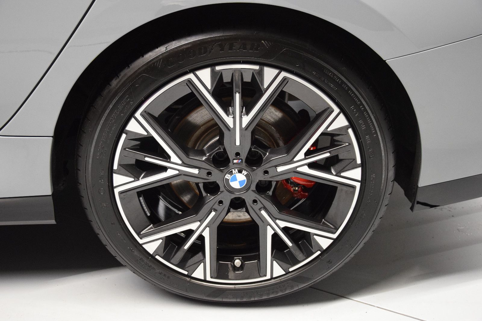 Fahrzeugabbildung BMW 220 i Gran Coupé M Sport Pano H&k Memory Schale