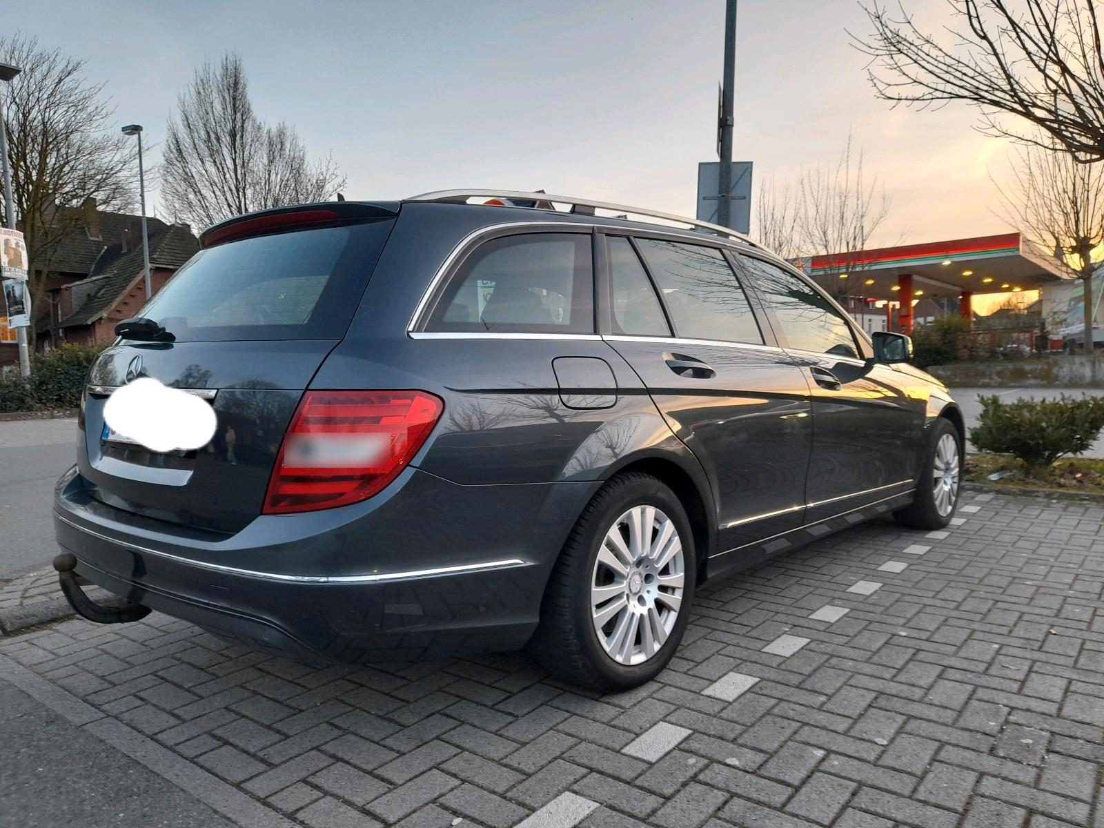 Mercedes-Benz 220 2013 — photo 6