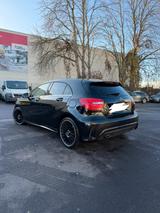 Mercedes-Benz A 180 AMG Line AMG Line - Mercedes-Benz A 180 in Bonn