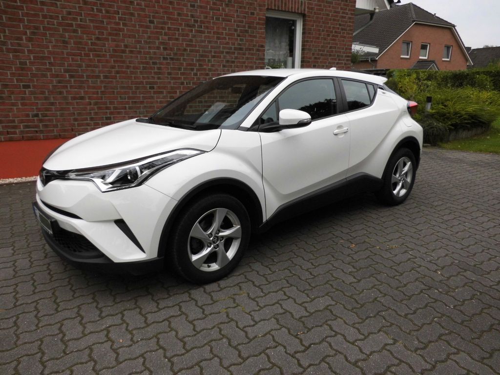 Image of Toyota C-HR