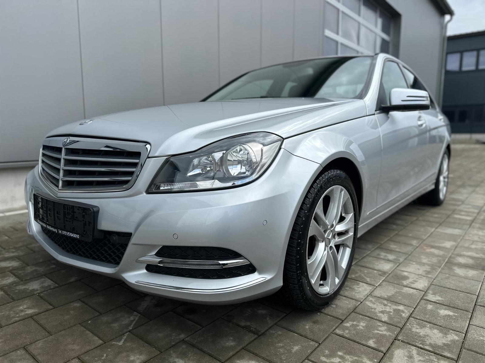 Mercedes-Benz C 200 C Limousine C 200 CGI BlueEfficiency/NAVI