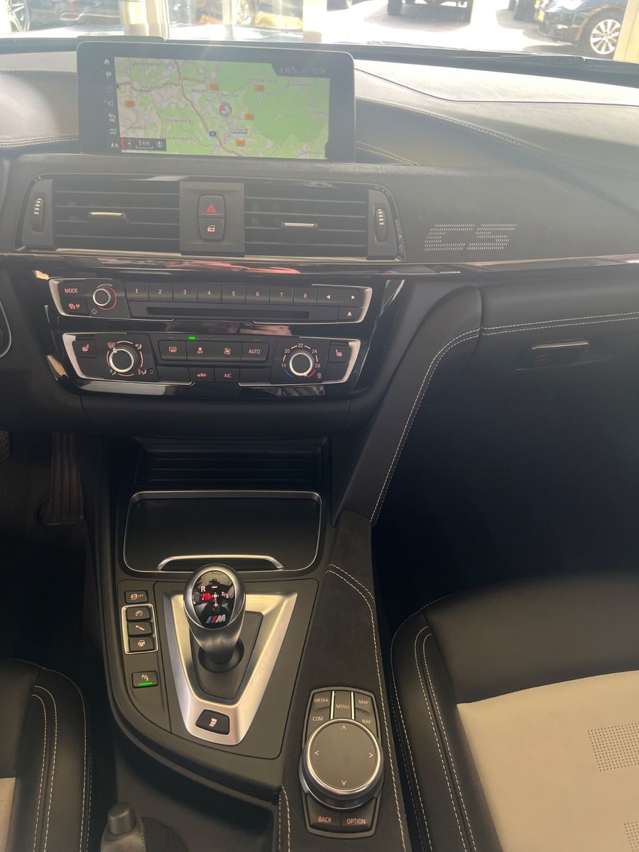 Fahrzeugabbildung BMW M3 CS F80 1of1200 *FROZEN DARK BLUE*DEUTSCH*