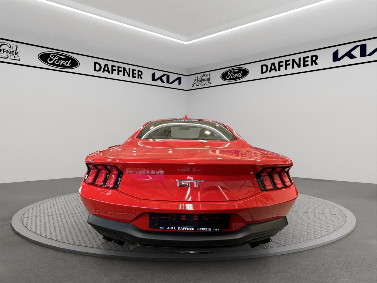 Fahrzeugabbildung Ford Mustang Fastback 5.0 Ti-VCT V8 328 kW GT