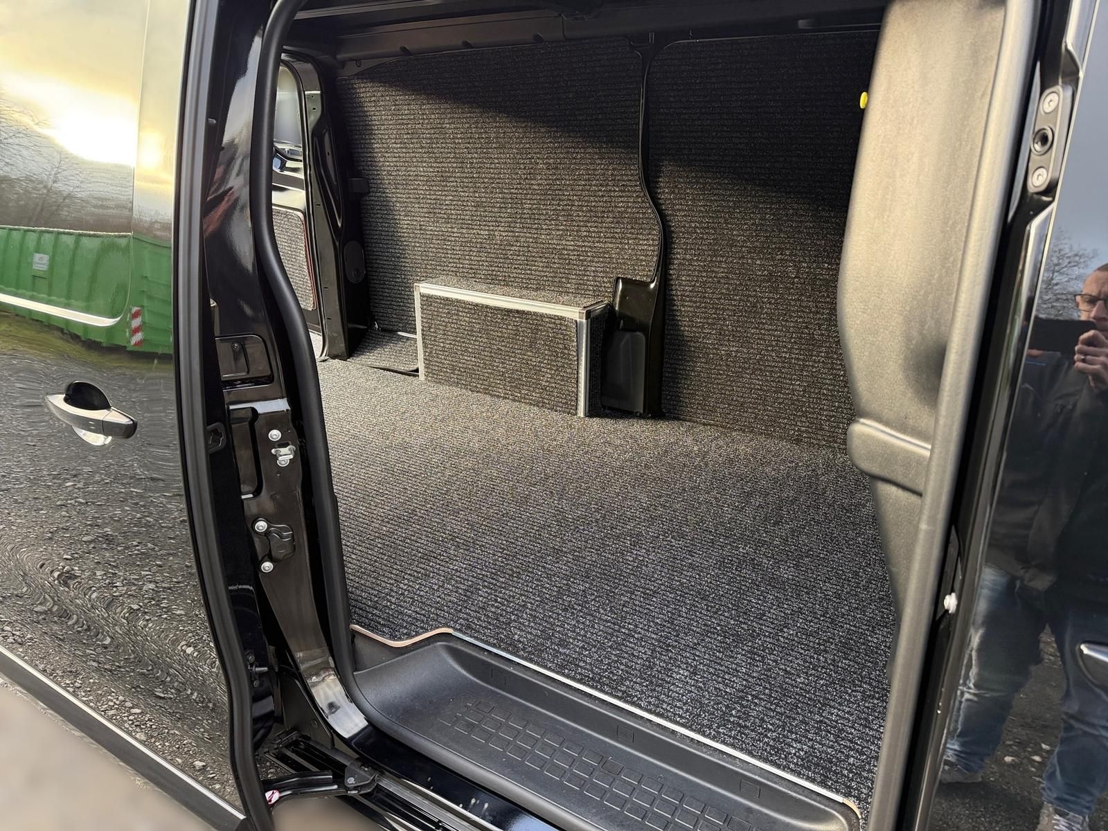 Fahrzeugabbildung Fiat Scudo L3 2.0 180 AT Kastenwagen