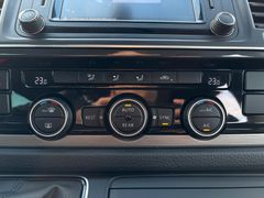 Fahrzeugabbildung Volkswagen T6 California Beach DSG 1.Hand Standhzg Navi ACC