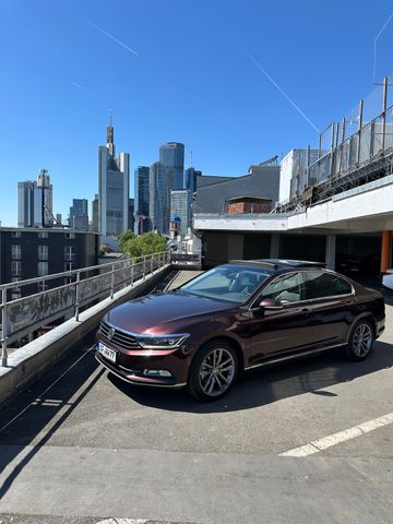 VW Passat B8 2.0 TDI 140kW DSG Highline  TOP !!!