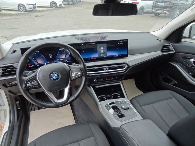 Fahrzeugabbildung BMW 318d/1.Hd/Curved/Navi/AHK/150PS/LED/115TKM/