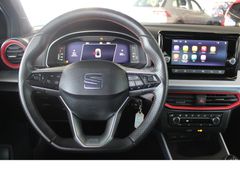 Fahrzeugabbildung Seat Arona FR-Line TSI,Apple CarPlay,Top-Zustand