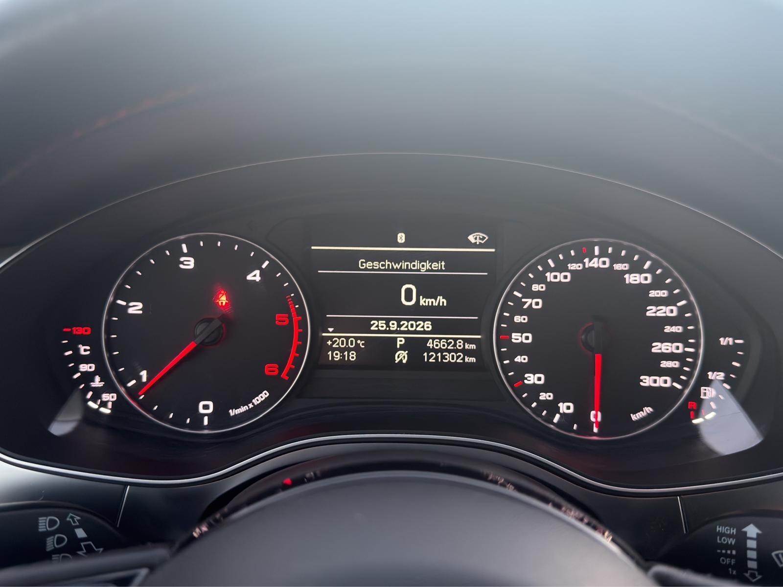 Audi A6 Avant 2.0 TDI Ultra 190 ch BVA / 119 000 km / Toit panoramique / Affichage tête haute / Sièges ventilés / Caméra de recul
