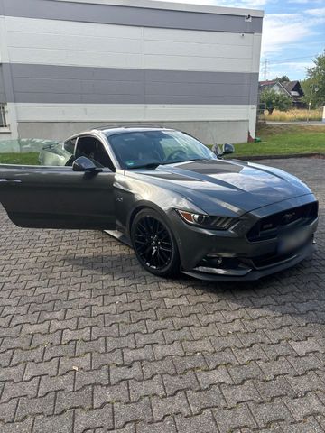 Ford Mustang, 5.0 TI-VCT V8 Aut. GT grau FP