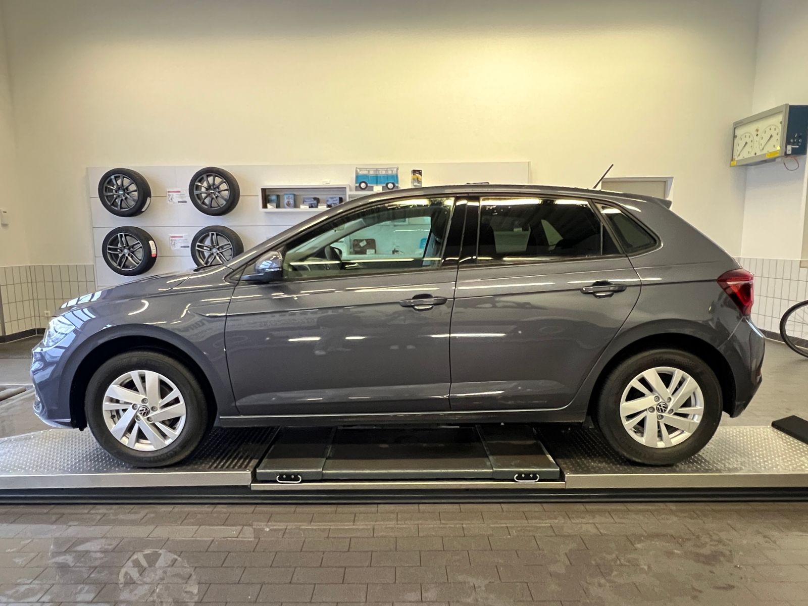 Fahrzeugabbildung Volkswagen Polo Style 1.0 TSI *15"-LM, Navi, ACC*