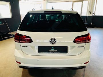 Volkswagen Golf - 5