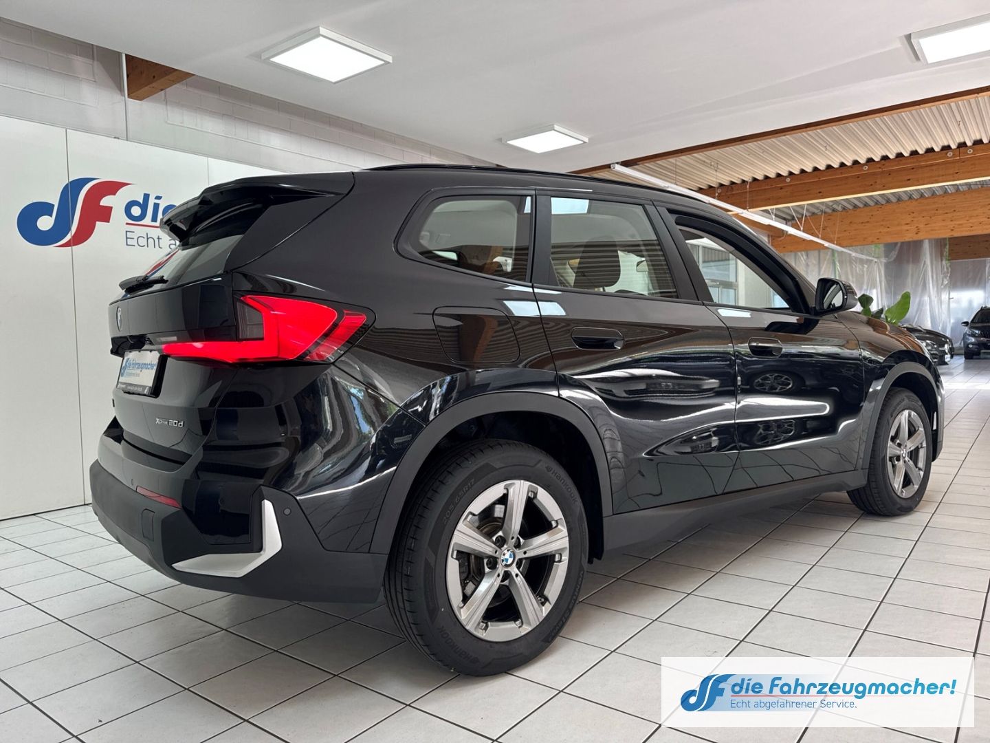 Fahrzeugabbildung BMW X1 20 d xDrive Park-Assistent Navi Digitales Coc