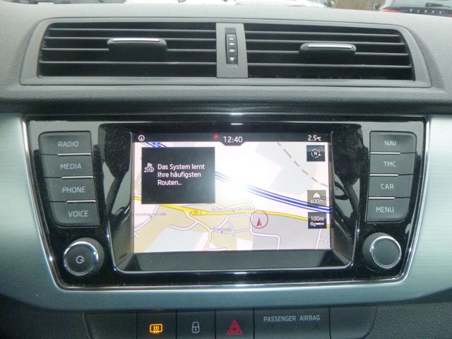 Fahrzeugabbildung Skoda Fabia 1,0 TSI Kombi >NAVI/Einparh/SmartLink<