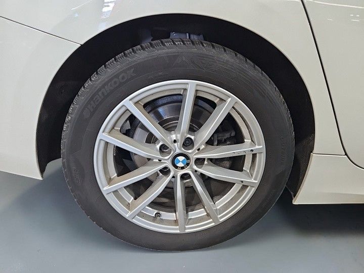 BMW 318d T Shadow-Line AHK*HEADUP*ADAPTIV LED*KOMFOR foto 8