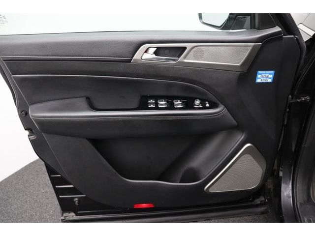 Fahrzeugabbildung Ssangyong REXTON 2.2 4WD AT QUARTZ+Comfort-Paket AHK 3.5T