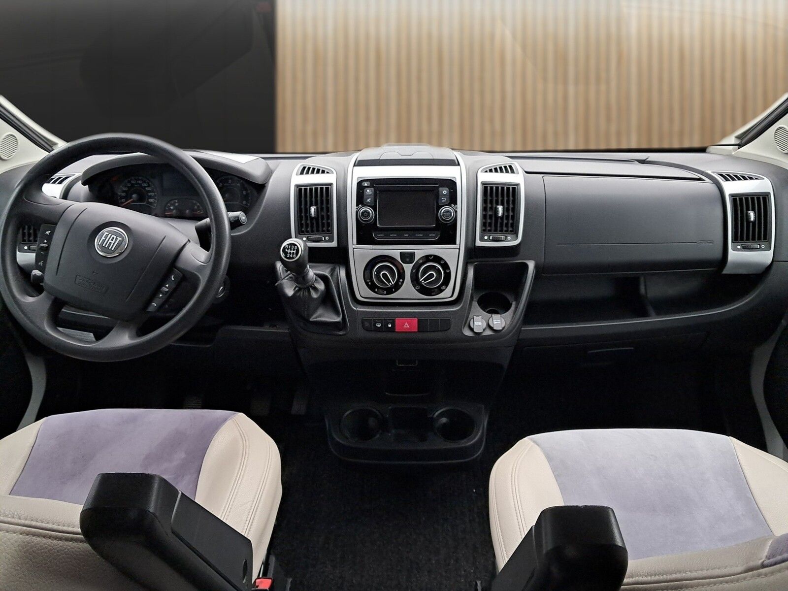 Fahrzeugabbildung Chausson Twist V594  Limited Navi,RK,Markise