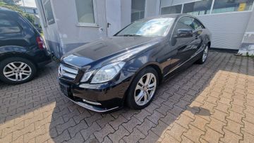 Mercedes E 220 - 3