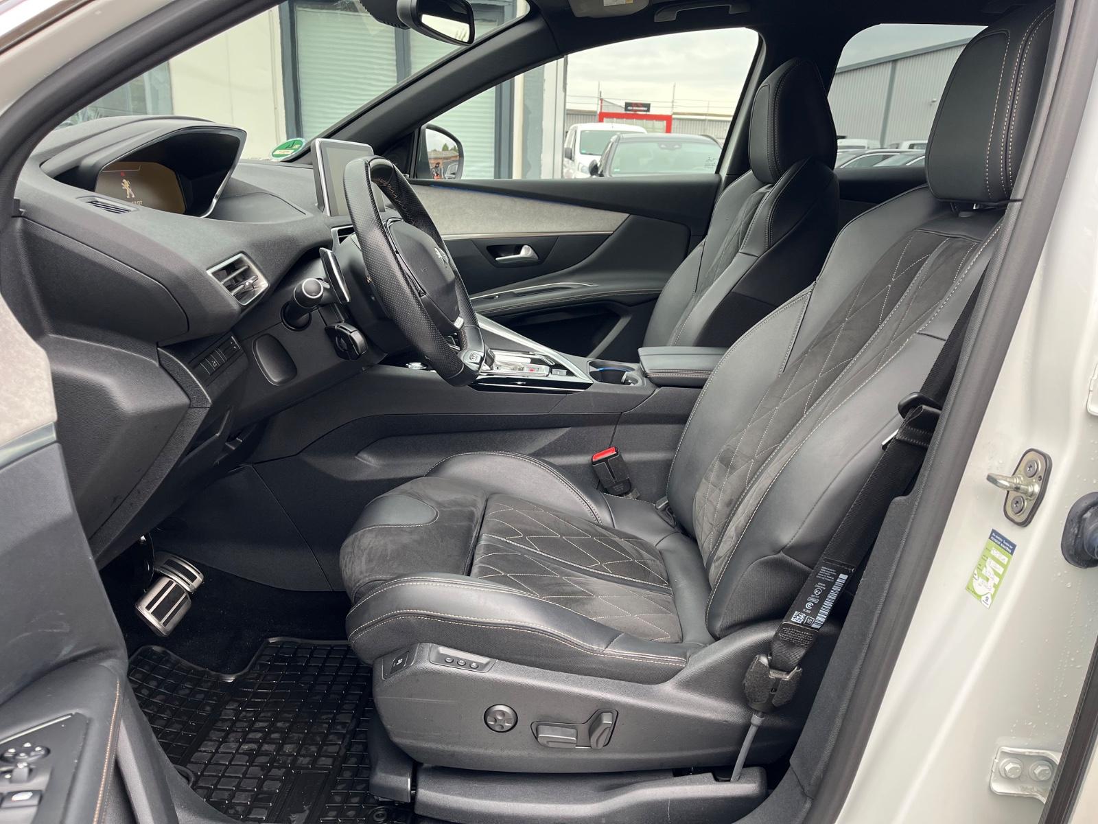 Peugeot 3008 GT 2.0 HDI Blue Panorama-Dach Automatik