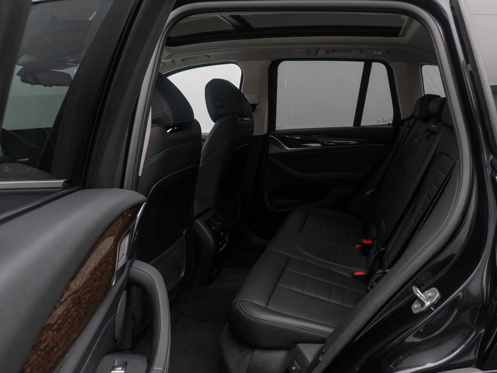 Fahrzeugabbildung BMW X3 xD30d 360°DriveAss DAB AHK Panorama Sportsitz