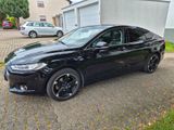 Ford Mondeo 2,0 EcoBoost ,Titanium , Pano, AHK,LED,SH - Ford Mondeo: Schwarz