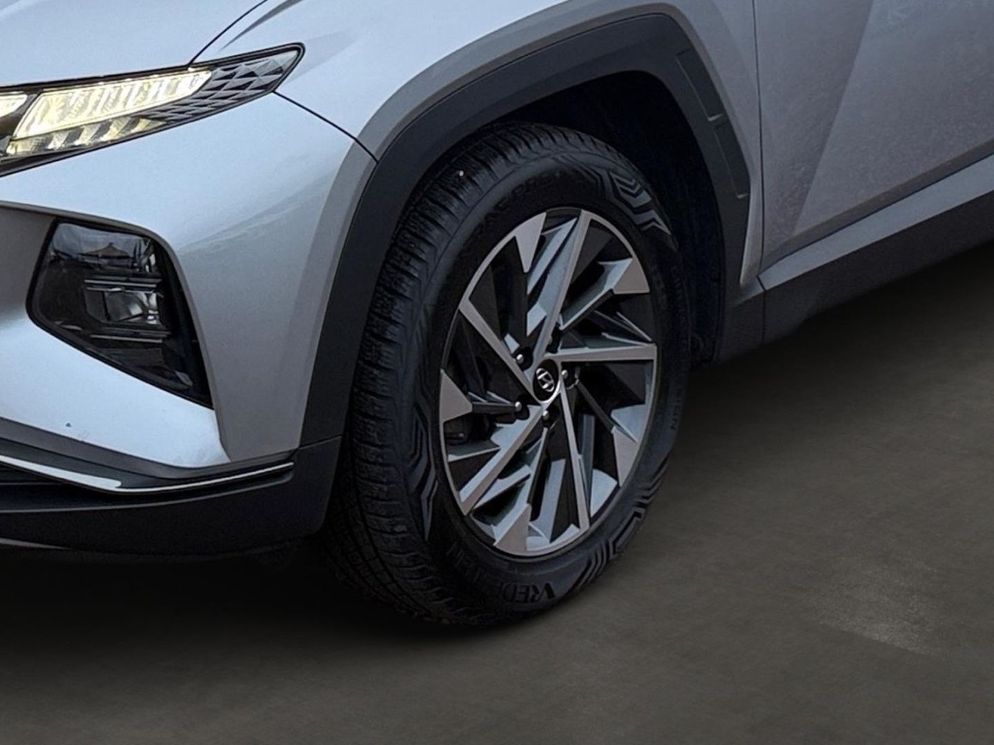 Fahrzeugabbildung Hyundai Tucson Trend 1.6 CRDi 7-DCT4WD Sitzheizung Klima