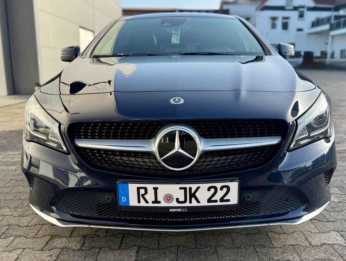 MERCEDES-BENZ CLA 220 Shooting Brake CLA 220 d 4MATIC DCT ...