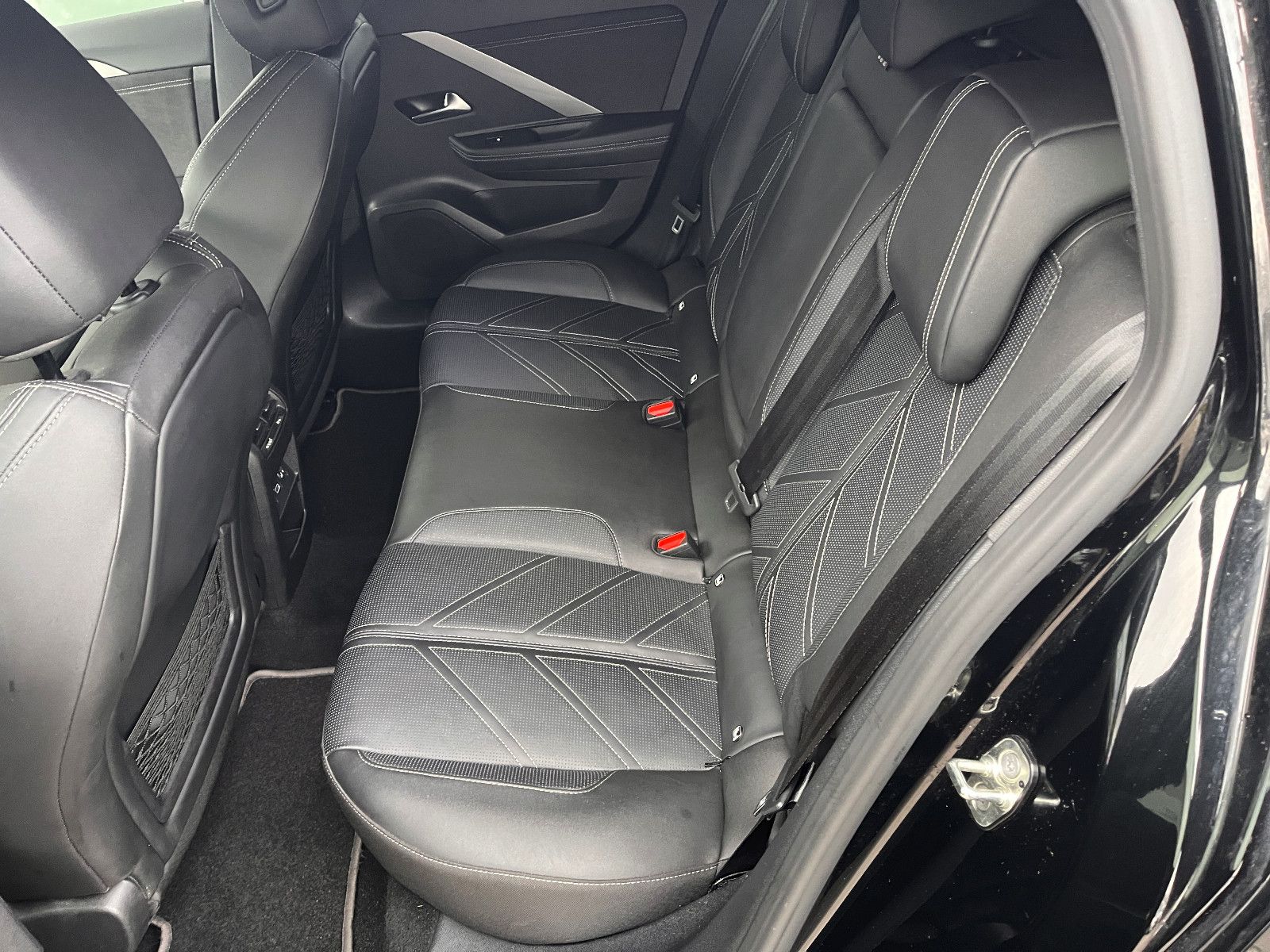 Fahrzeugabbildung Opel Astra L Sports Tourer GS