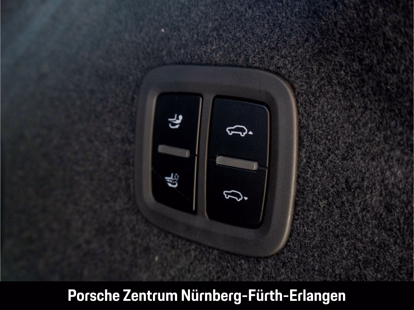 Porsche Cayenne GTS Coupe BOSE Pano LED-Matrix HUD InnoD