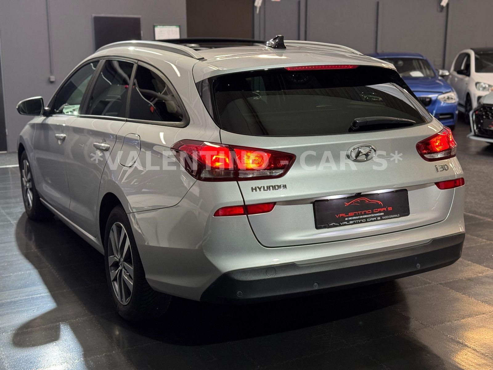 Hyundai i30 cw Family + Nav/Kamera/Temp/Shz/Lhz/Pano/Led