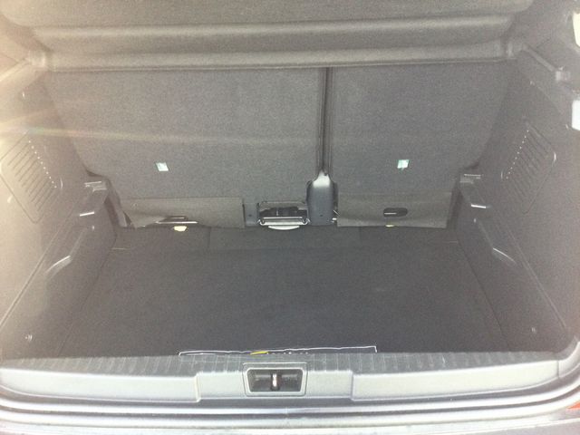 Captur 1.2 Intens KLIMA PDC SHZ KAMERA NAVI LED