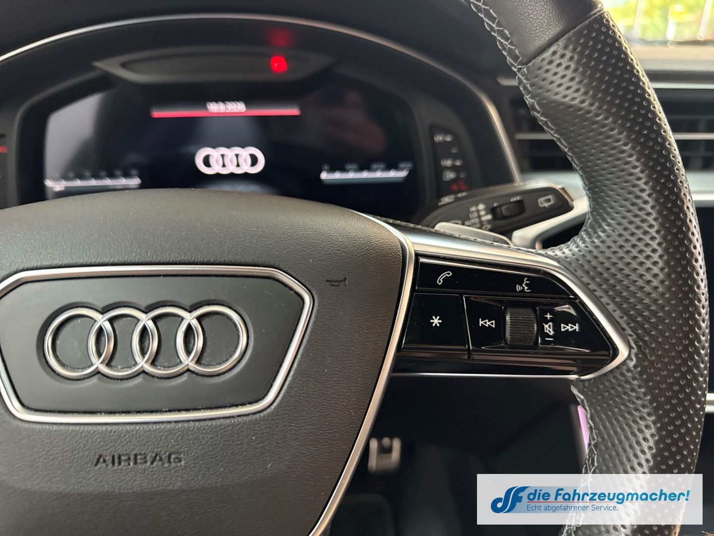 Fahrzeugabbildung Audi A6 Avant 40 TDI sport S-line Sportpaket Navi Led
