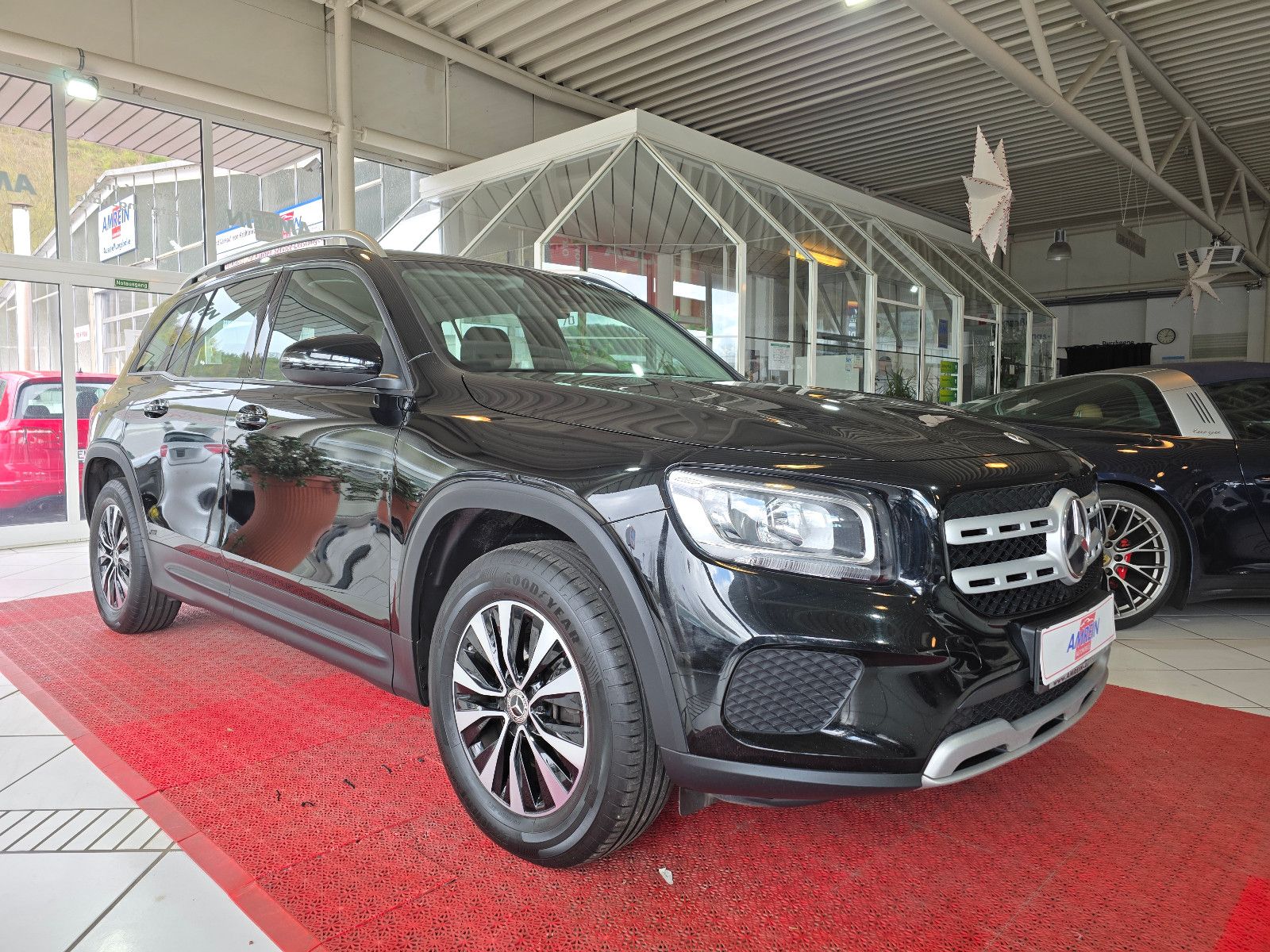 Mercedes-Benz GLB 200+DAB+TEILLEDER+1. HAND+KLIMAAUTOM.+