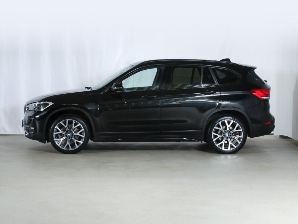 BMW X1 sDrive 20d SportLine LED HIFI NAVI El.Heckkla foto 3