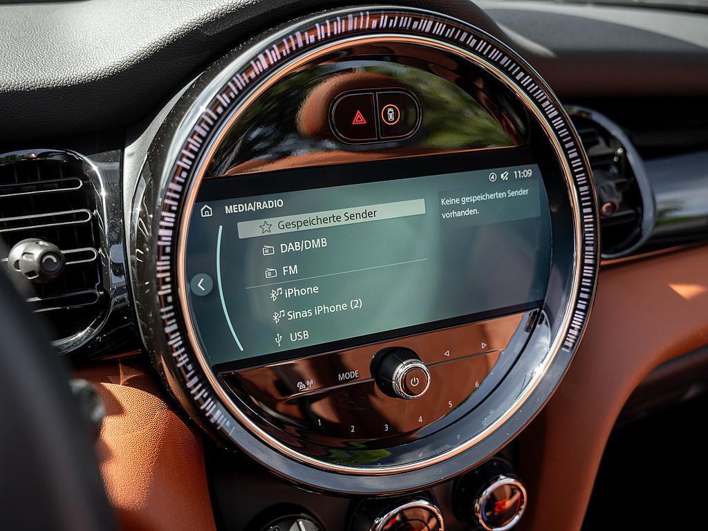 MINI Cabrio Cooper Classic Trim LED FACEL. ACC NAVI