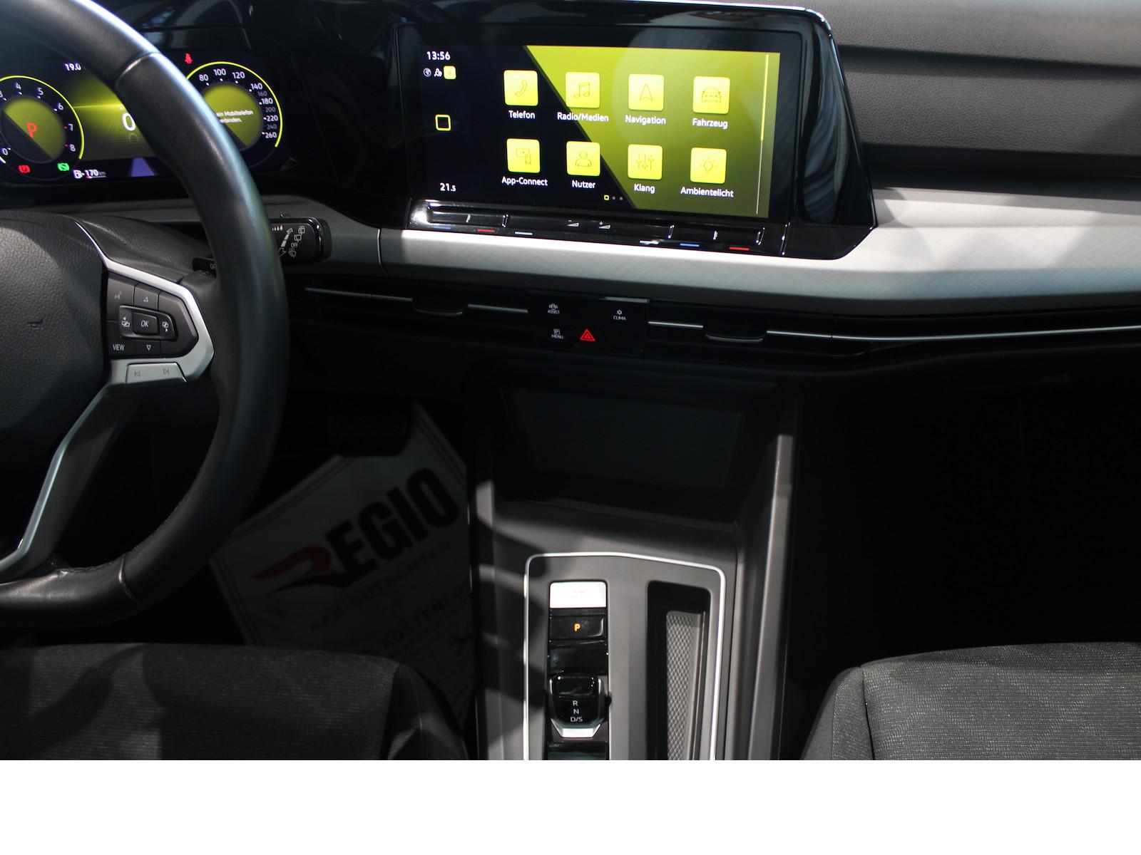 Volkswagen Golf VIII 1.0 eTSI LED*DSG*KLIMA*CARPLAY*PDC*ACC, миниатюра 18