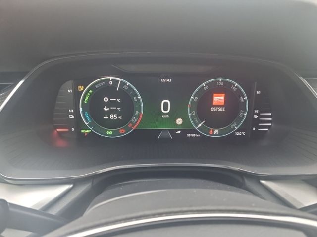 Fahrzeugabbildung SKODA Octavia Combi 1.4 TSI DSG iV. Style NAVI PLA MAT