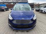 Ford Grand CMAX Titanium Autom. Nav S.S 1Hand Tüv Neu - blaue Ford Grand C-Max