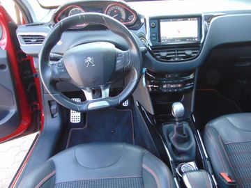 Bild 12 Peugeot 2008 Allure GTline