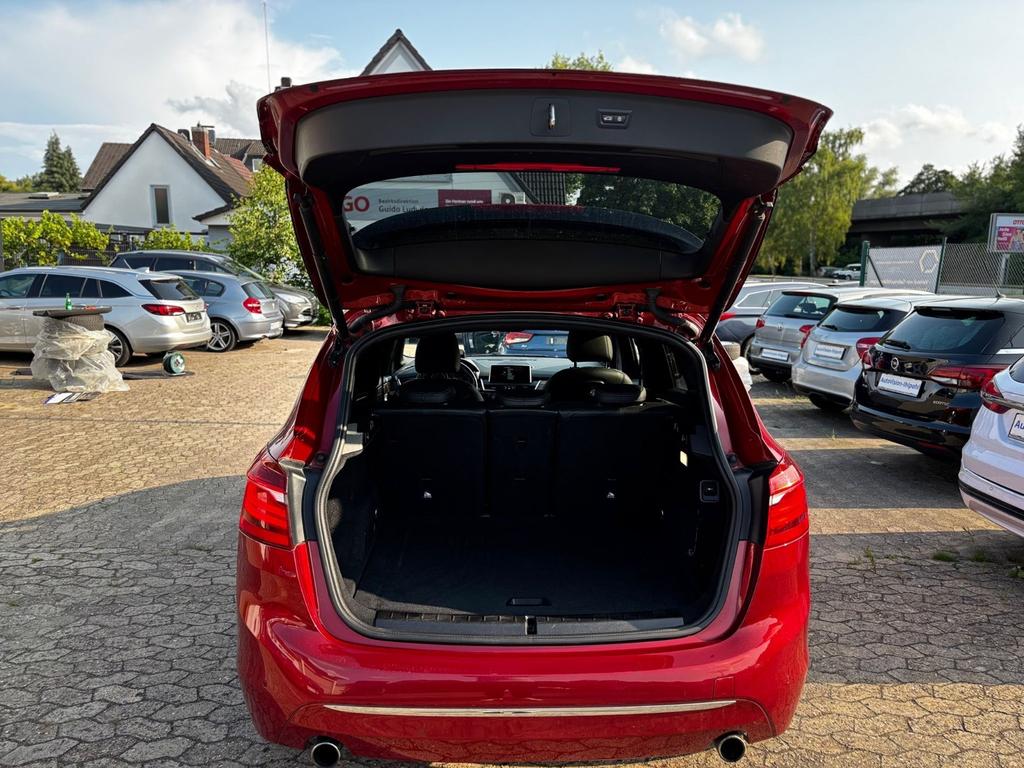 BMW 225