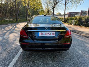Mercedes E 220 - 5