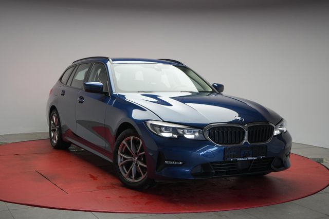 BMW 320 i Touring Sport Line Navi/ACC/Virtual/LED