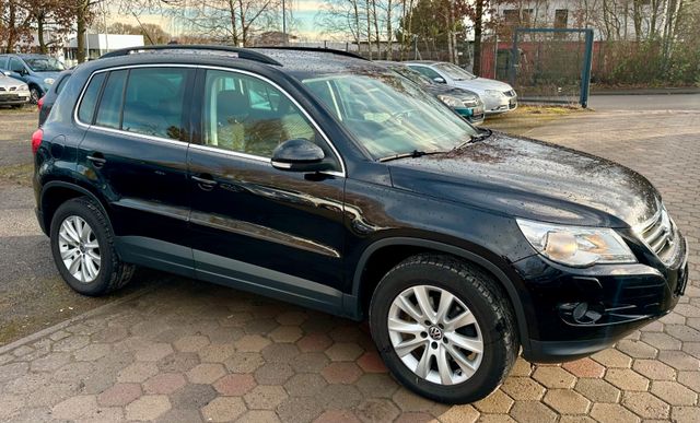 Volkswagen Tiguan Track & Field 4Motion Navi, AHK,1st Hand