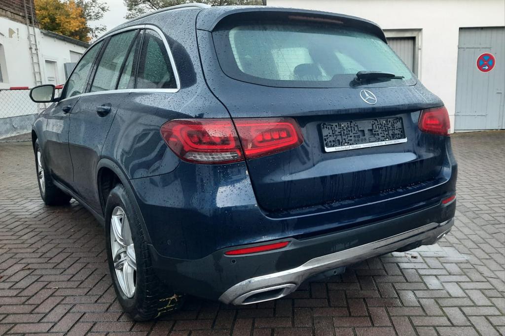 Mercedes-Benz GLC 220