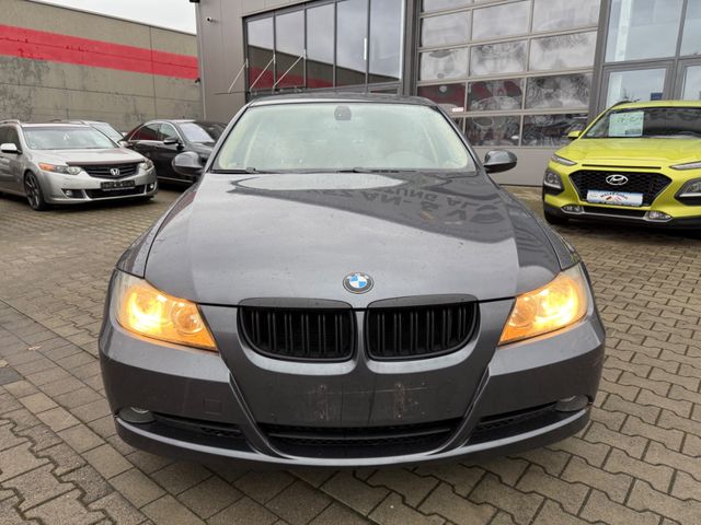 BMW 320 Baureihe 3 Lim. 320i Automatik