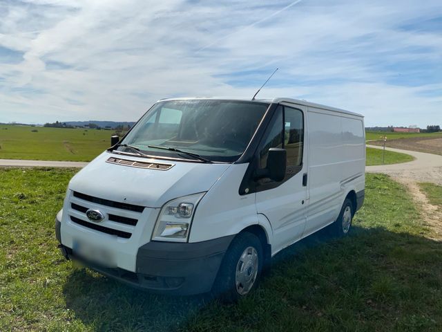 Ford Transit mit Campingausbau, kein TüV