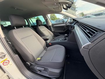 Volkswagen Passat Variant - 9