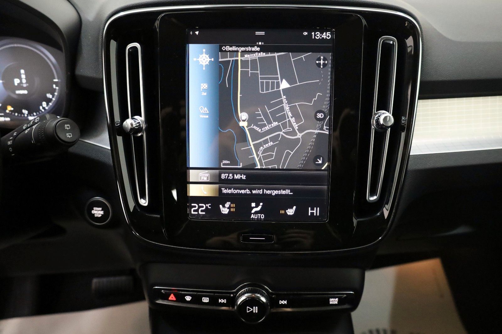 Fahrzeugabbildung Volvo XC40 T4 Recharge, Inscription,Navi,ACC, CarPlay