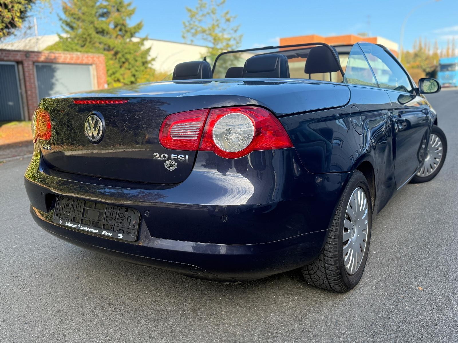 Volkswagen Eos 2.0 CABRIOLET/PANO/LEDER/SITZHEIZUNG/PDC